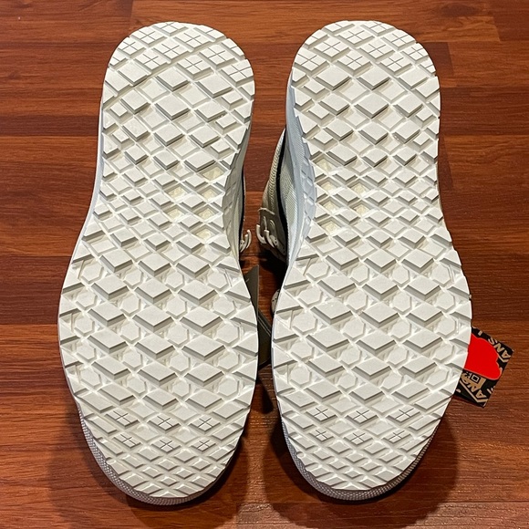 Vans Ultrarange EXO High MTE-2 x Gore Tex ‘Cream Black’ (size mens 6/wmns 7.5) - Picture 12 of 12